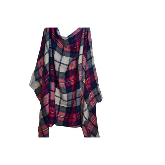 Women's Giant Over-Sized Pink Blue Plaid Blanket Scarf Shawl One Size - Picture 3 of 4